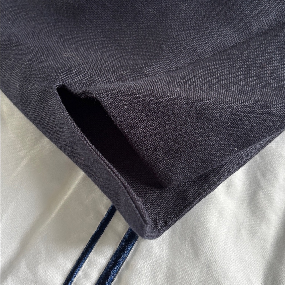 Navy Button-Front 3/4 Sleeve linen blend lined jacket. - Picture 5 of 16